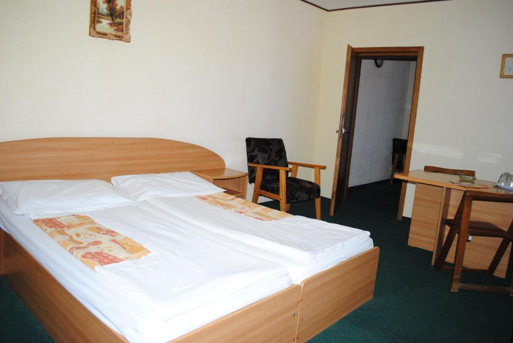 Hotel West Scheia Pokoj fotografie