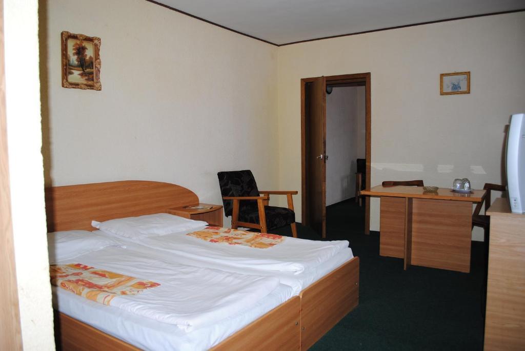 Hotel West Scheia Pokoj fotografie